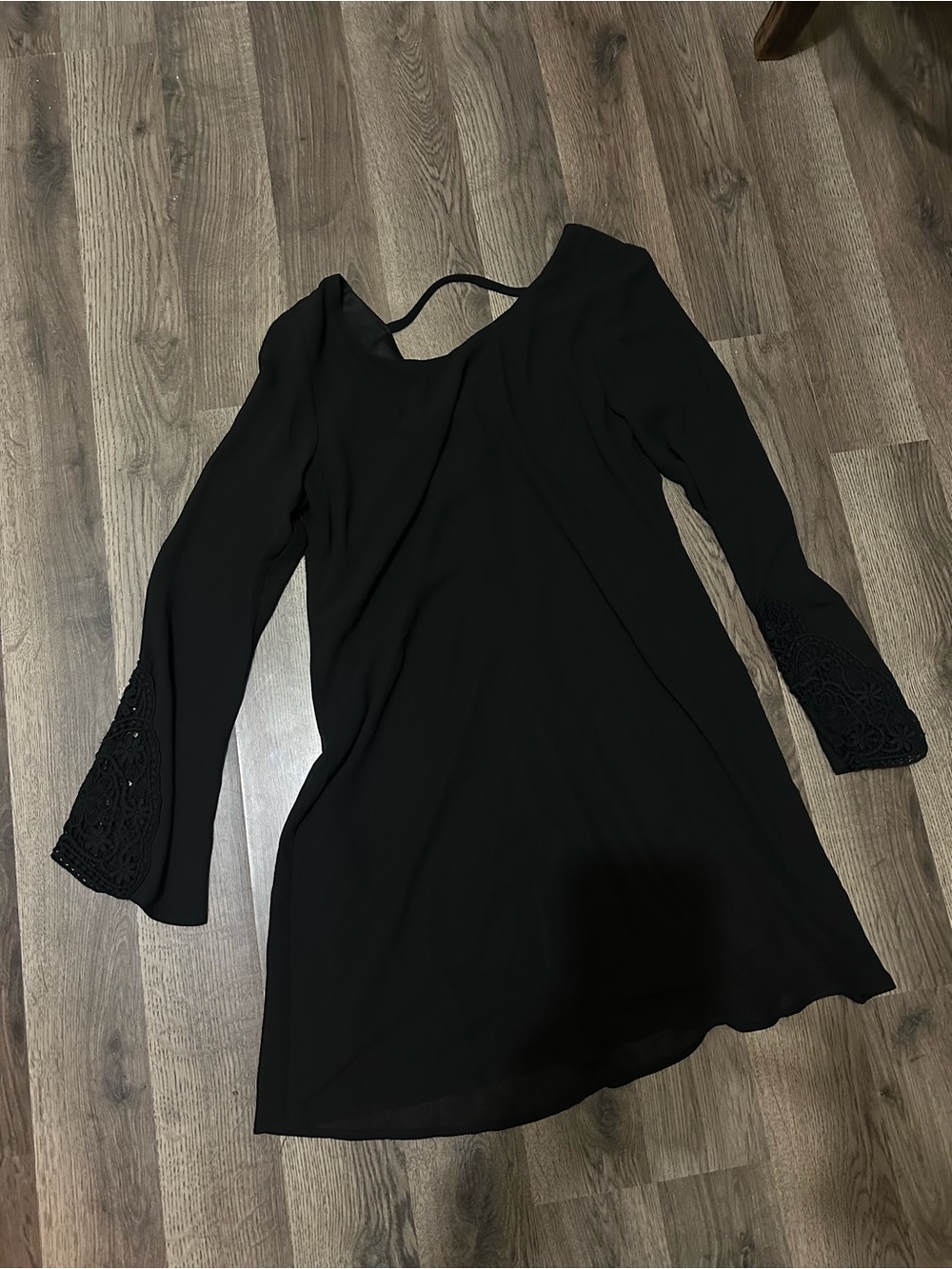 black long sleeve dress